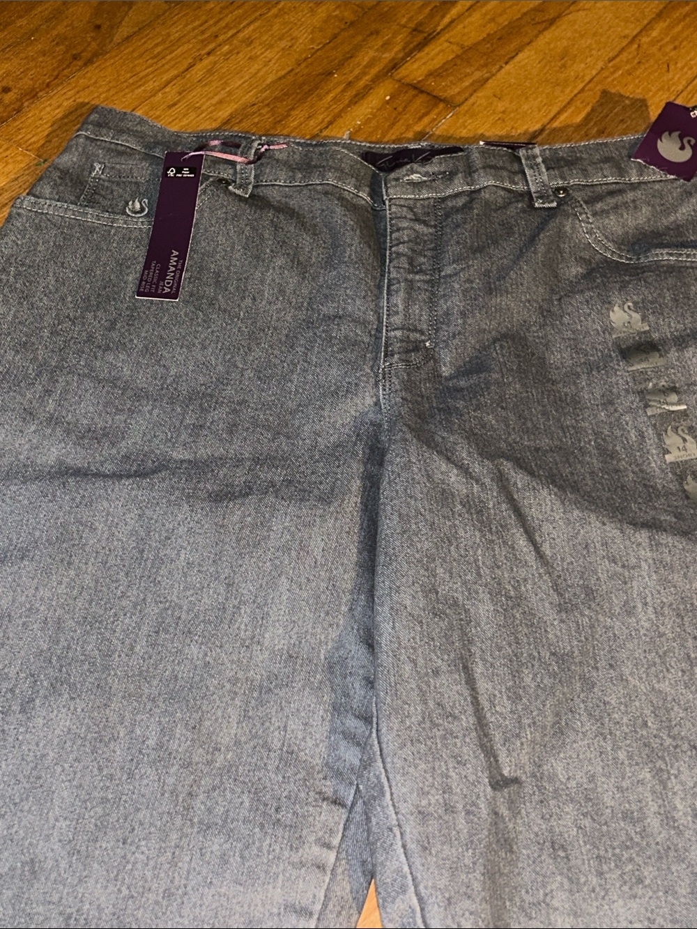 Women’s Straight Jeans in Washed Gray - Picture 3 of 7